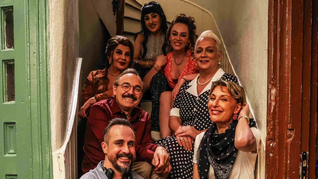 2 Aile Arasında Kamera Arkası