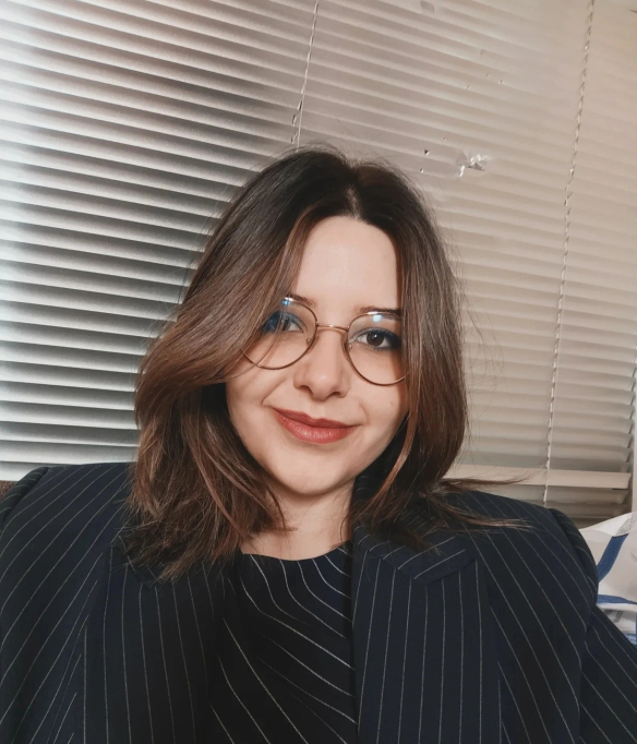 Nisa Polat - Temayül Dergisi Yazar ve Sanatçısı